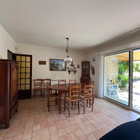 Maison Familiale Lisiere De Foret *